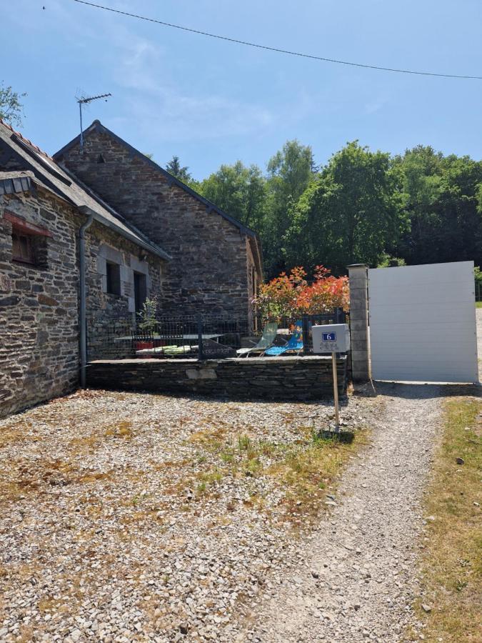 Gite Rustique En Centre Bretagne Laniscat Exterior foto